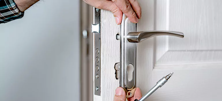 Front Door Knob Repair in Dunedin, FL
